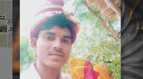 Hardoi body of young man was found hanging next morning after his wedding night Police started investigating