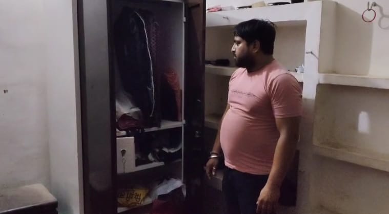 Kannauj Lakhs of rupees stolen from lawyers house family members kept sleeping police started investigation