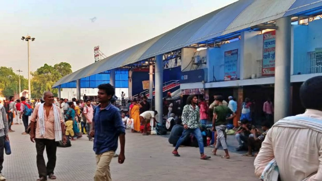 Bihar: Huge crowd in trains during summer holidays, Darjeeling-Mumbai becoming favorite places, Jammu-Kashmir