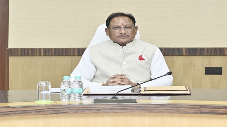 CG: प्रदेश के स्कूलों में आज से गूंजने लगी घंटी, सीएम बोले- प्यारे बच्चों मन लगाकर पढ़ो, चिंता मुझ पर छोड़ दो