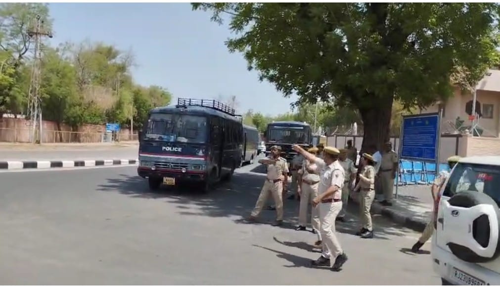 Rajasthan News India Deports 148 Illegal Bangladeshi Migrants from Jodhpur News in Hindi