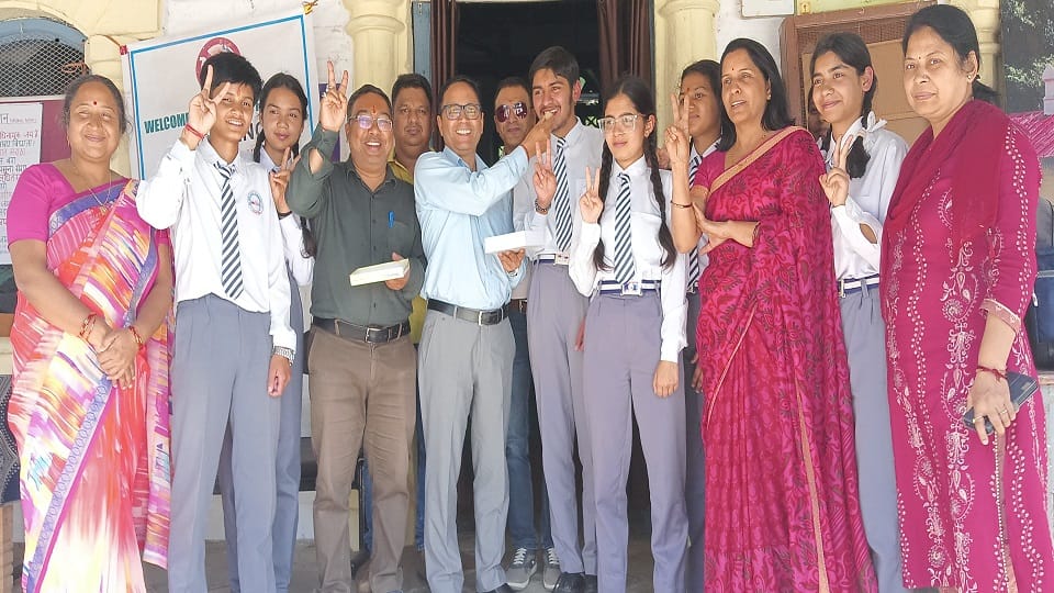 Harshit Pandey became the 10th topper and Kavya became the 12th topper in PM Shri in CBSE