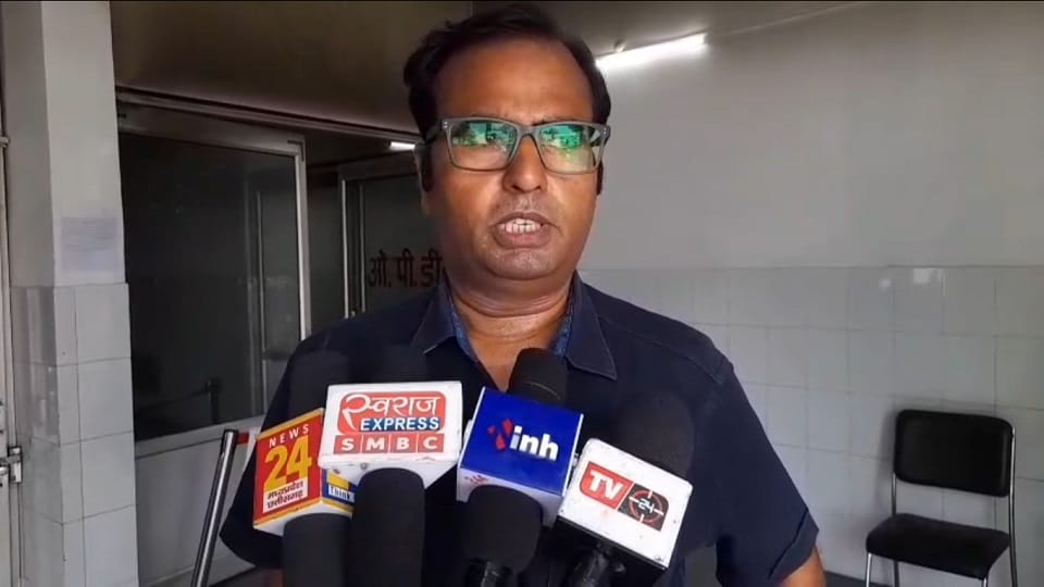 Investigation into fire in the record room of the district hospital intensified in Janjgir-Champa
