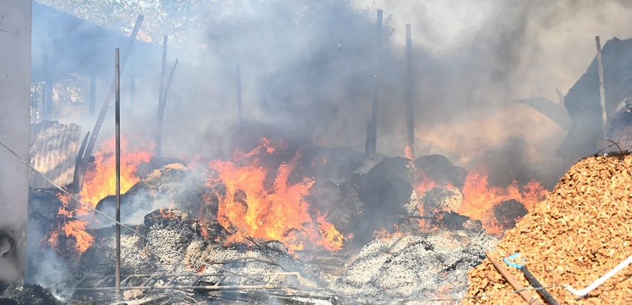 Chemical Warehouse Fire Body of employee found in thinner warehouse five people including two women were burnt