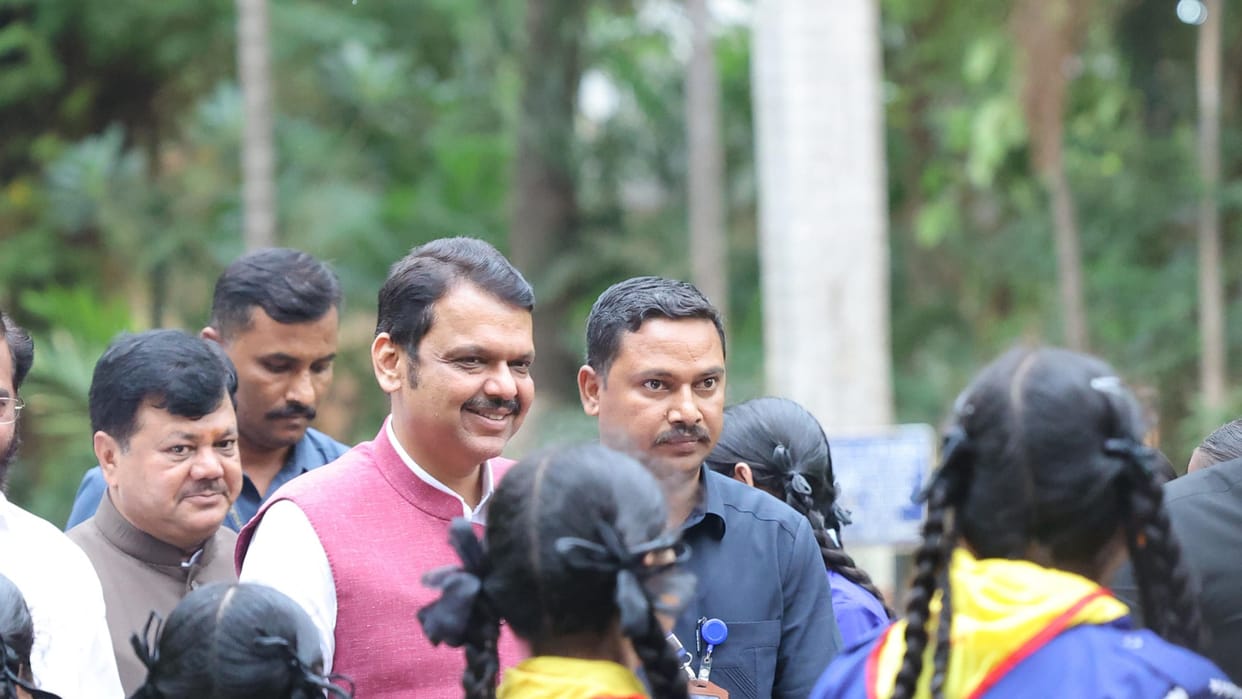 Maharashtra Tiranga Yatra took place in Mumbai cm Fadnavis raised slogan