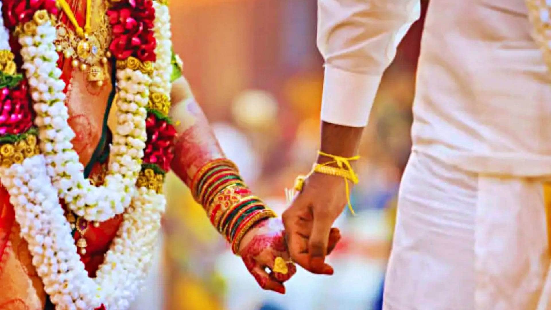 Banswara News bride and groom died in road accident on sixth day of their marriage