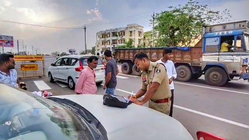 सख्त हुई पुलिस