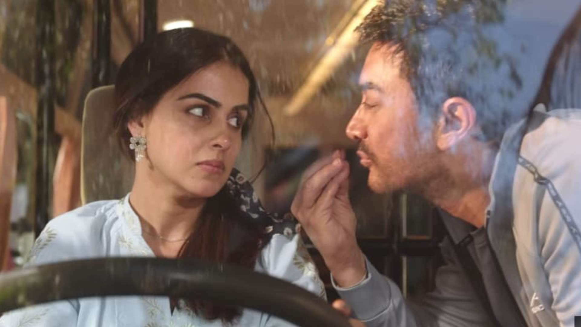 Genelia Dsouza Birthday Actress Film Career And Love Life With Riteish Deshmukh