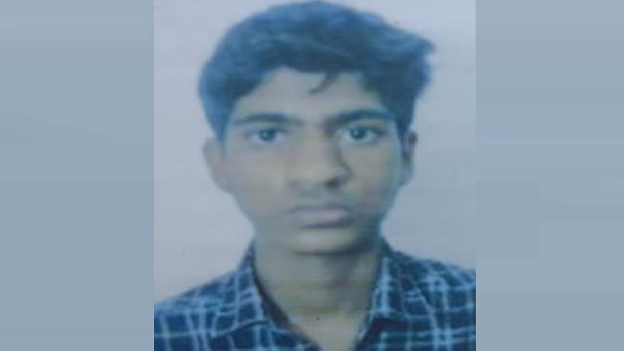 Kanpur: Bought a rope a day before the result, hanged himself after getting first division