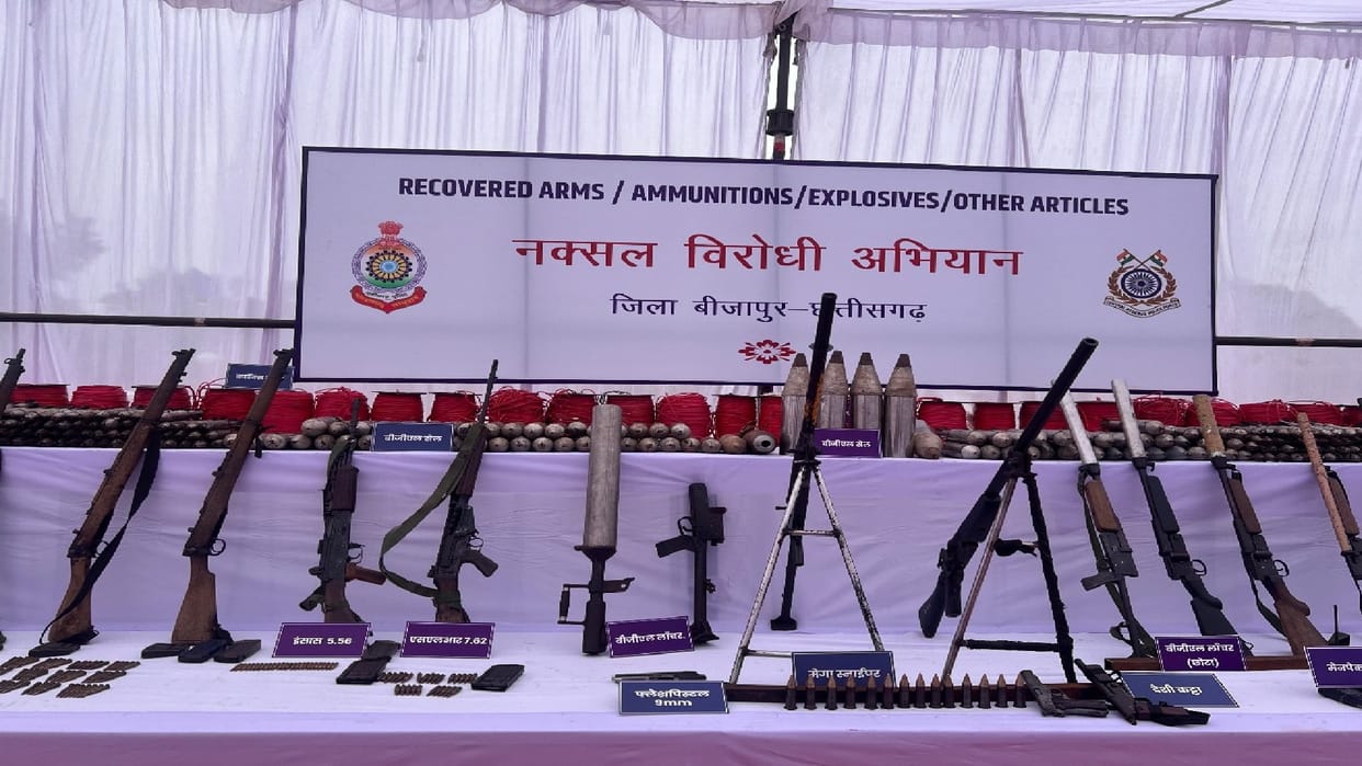 Naxalites are preparing to surrender due to the fortifications by security forces