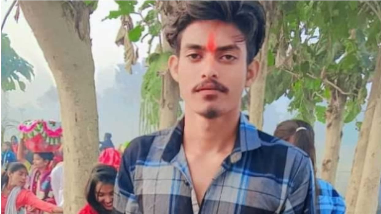A young man working as a painter was murdered in Jhungiya police station area of Gorakhpur.
