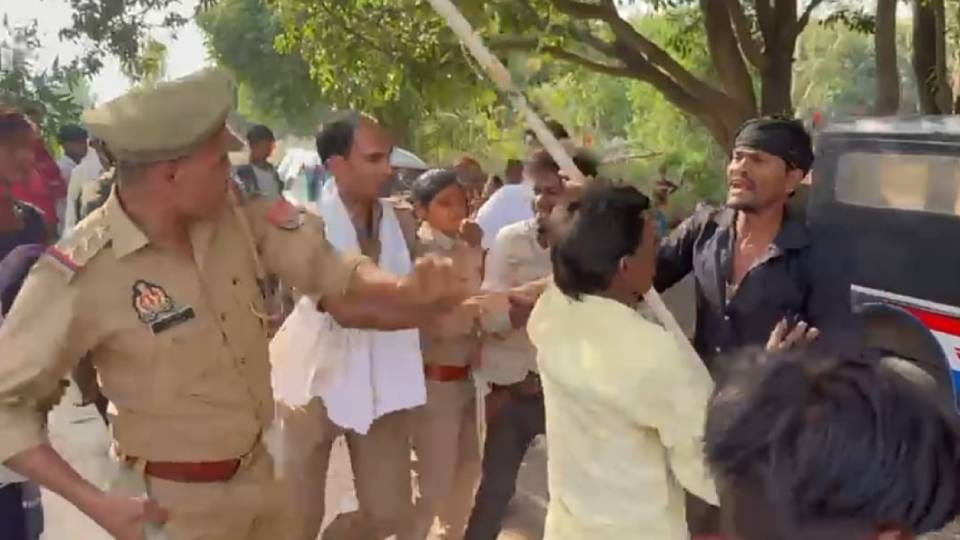 Villagers angry due to cutting of trees in Raebareli inspector and female PRD jawan injured in altercation