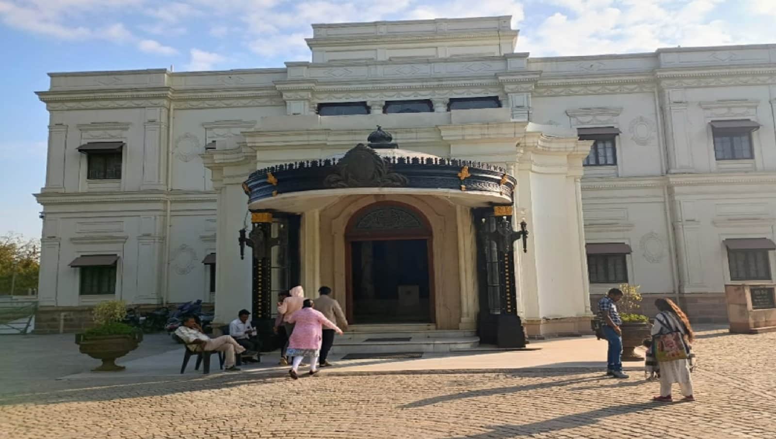 Indore Historic Lalbagh Garden to Get a Makeover Revival Plan Expected in Cabinet Meet on May 20