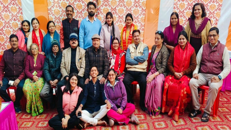 Aligarh big joint family