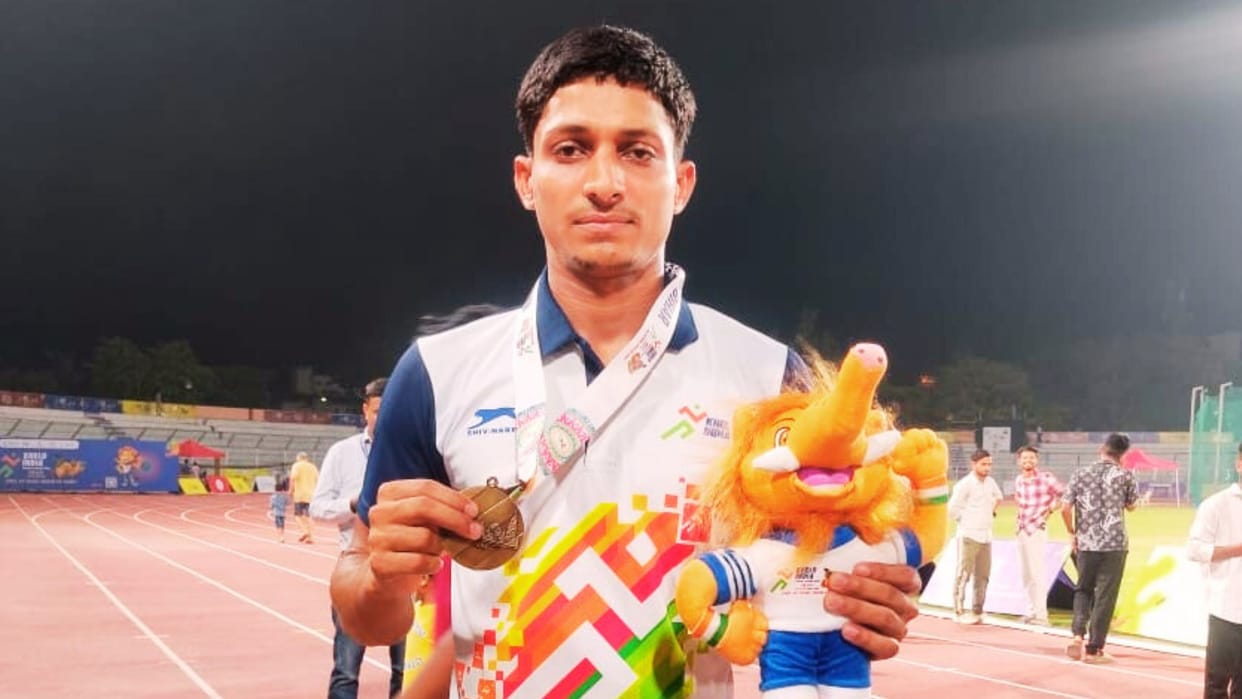 son of Auto driver made national record in triple jump at Khelo India Youth Games