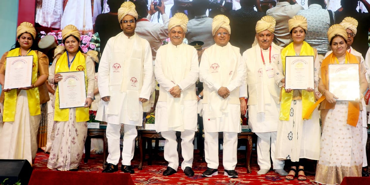 Bhopal: RGPV's 12th convocation organized, Governor says- Students should be so capable that they can provide