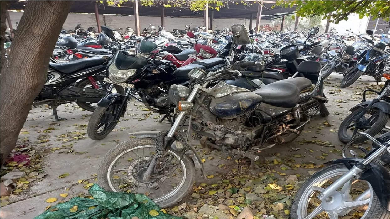Two arrested in Greater Noida for selling stolen bikes by putting reels on Instagram