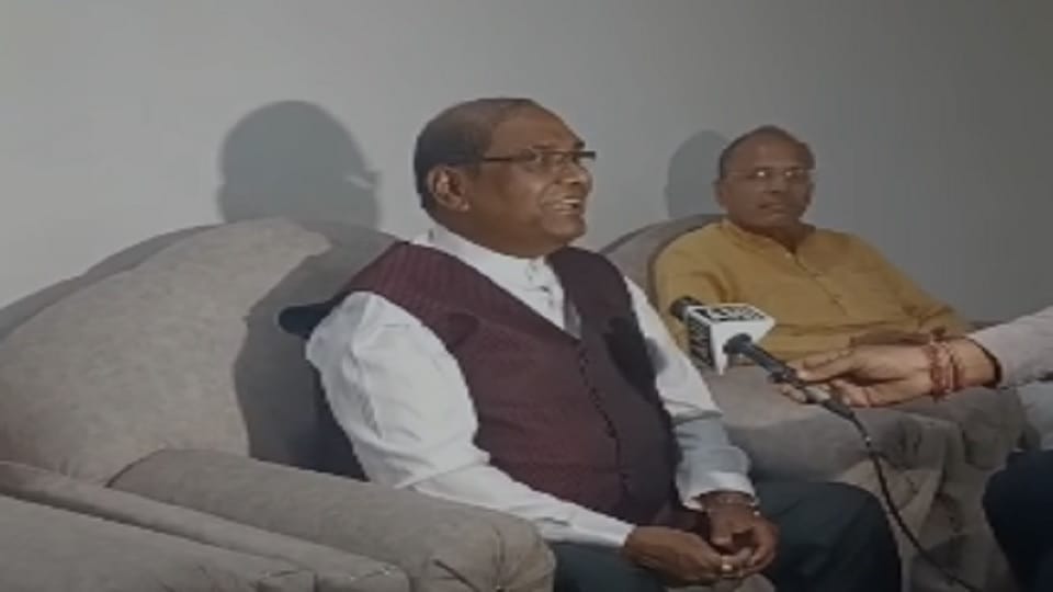 Former DGP Brijlal: SP leaders are angry with Dalits, Akhilesh demoted one lakh people during his tenure as CM