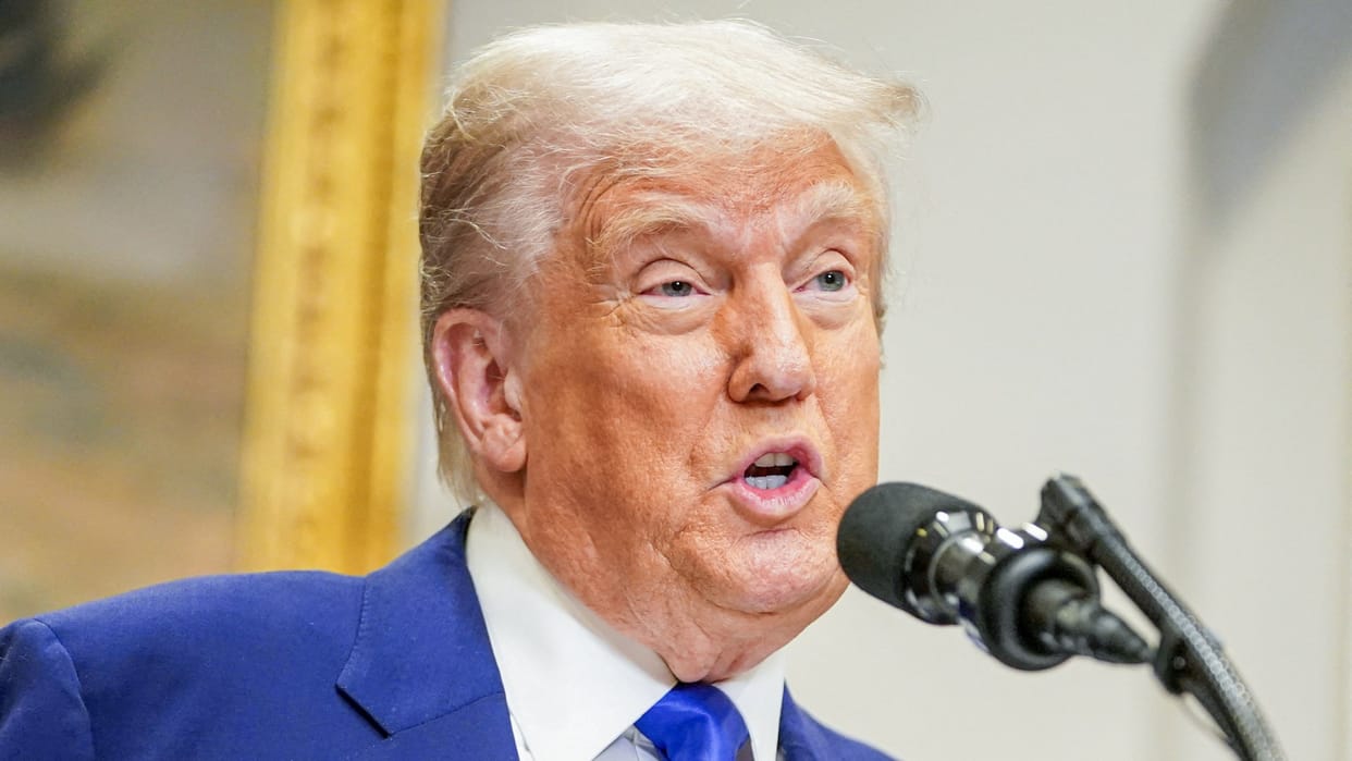 US President Donald Trump meets Pakistan Army Chief News In Hindi