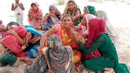 Hardoi Road Accident Four bodies and two legs were seen scattered on road See Photos