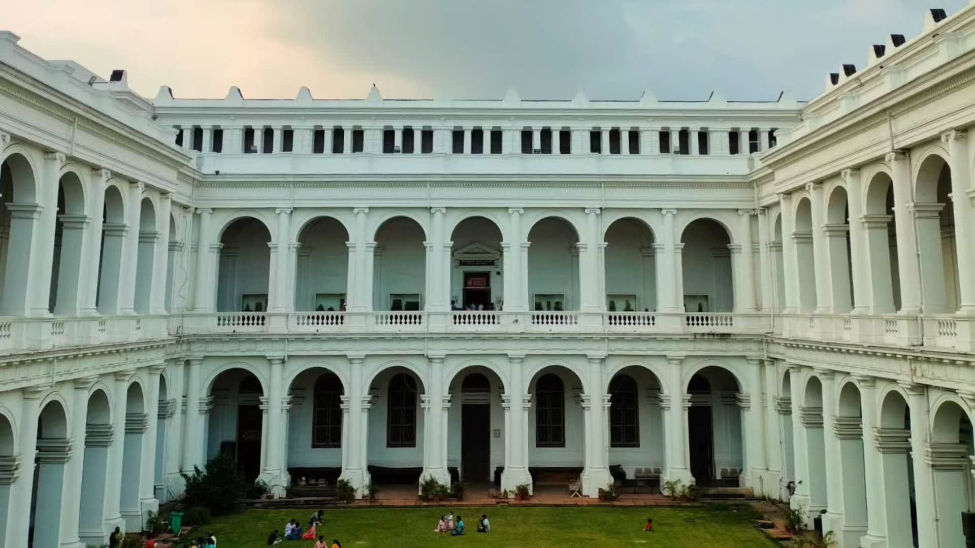 How to Plan a Perfect 2 Day Trip in Kolkata: Best Spots and Food to Explore Full Details