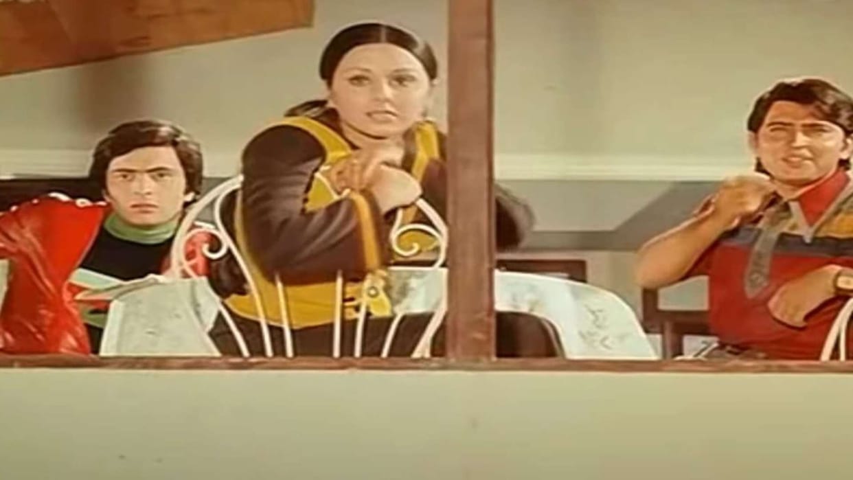 Khel Khel Mein Golden Jubilee Neetu Singh Rishi Kapoor Rakesh Roshan film story