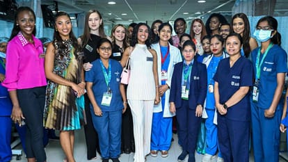 Miss World 2025 Contestants: queens soak up Telangana culture visit to legendary 700 year old banyan tree