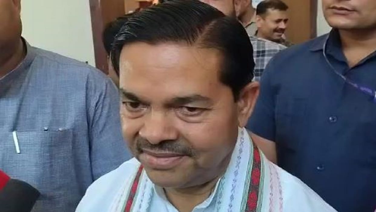 Union Minister BL Verma targets Samajwadi Party over Ram Gopal Yadav statement