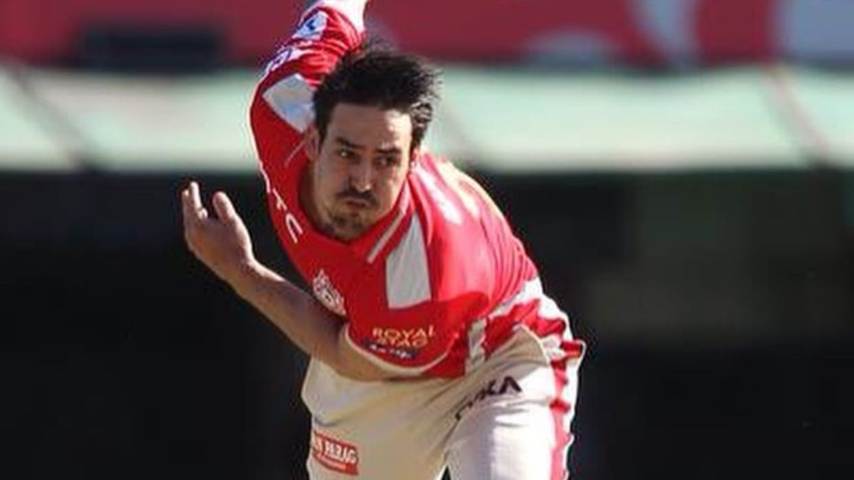 Mitchell Johnson urges overseas players to skip remainder of IPL due to safety concerns
