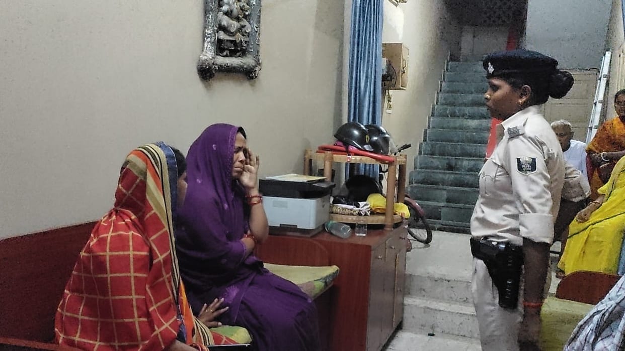 Bihar News : Patna Bihar Police investigation after Muzaffarpur girl murder case in anandpuri patna apartment