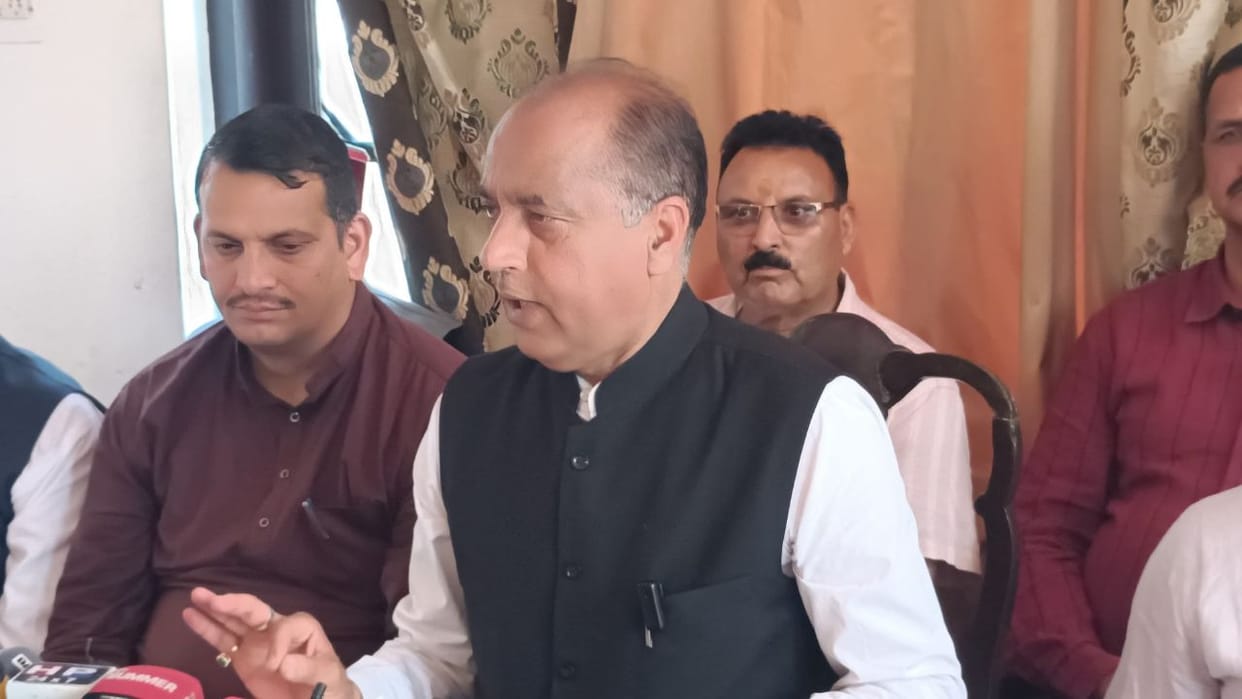 Jairam Thakur said ban imposed on import of apples from Türkiye and tourists should also not go there