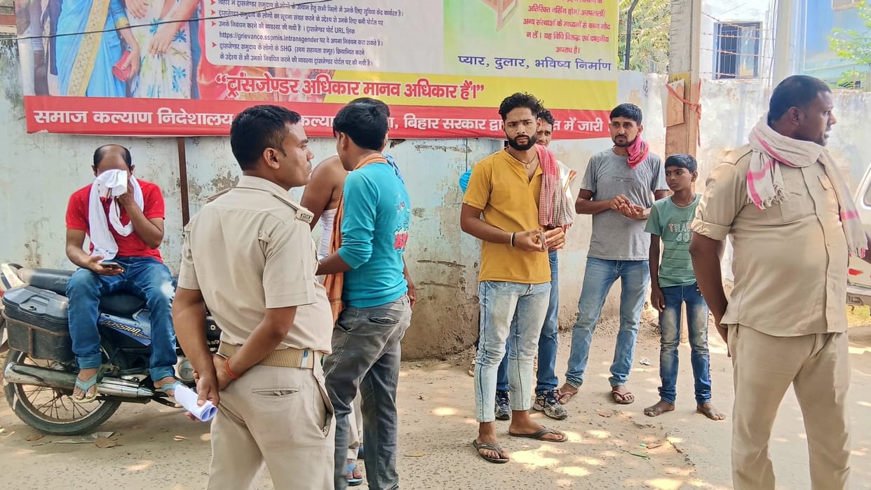 Vaishali Crime: Elder brother created suicide drama after killing younger brother, one accused arrested