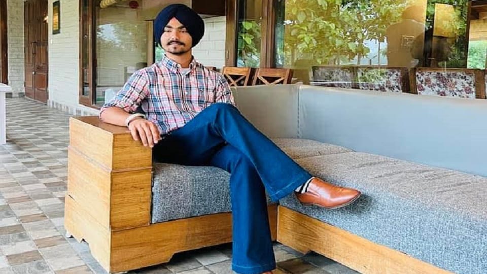 Pakistani Spy Devendra Singh was in contact with four Pakistani intelligence officers including a woman
