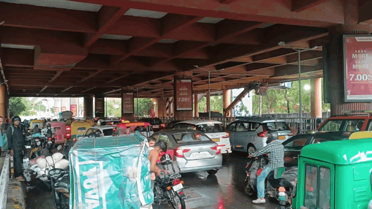 delhi ncr rain huge loss due to storm and shed of Rapid Rail Metro Ashok Nagar station see photos