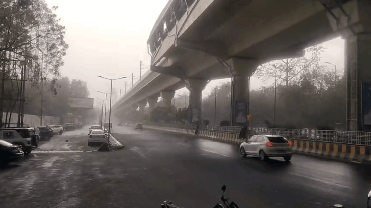 Rainfall in many areas of Delhi-NCR brought relief to people from the heat