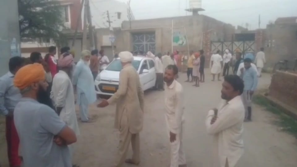 Hooliganism in Barnala: Two dozen youths entered the house of a Panchayat member and vandalized it