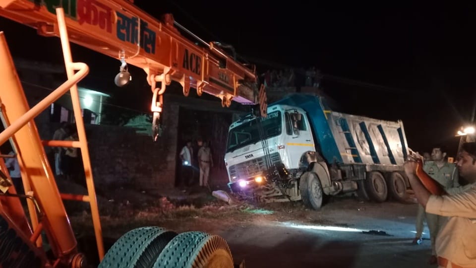 UP: An uncontrolled dumper overturned in Rampur, two people died after being crushed, chaos ensued... pictures