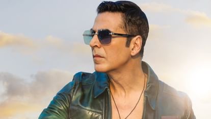 Akshay kumar shares bts video with wamiqa gabbi of upcoming film bhooth bangla and says its wrap up of shootin