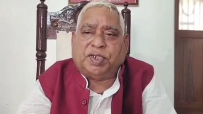 case has been registered in Lucknow against Maulana who made indecent remarks on Dimple Yadav