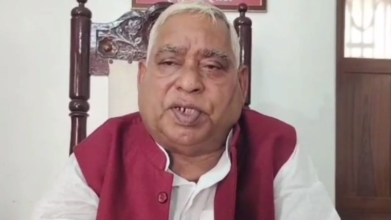Ayodhya MP Awadhesh defends Prof. Ram Gopal, targets Madhya Pradesh minister.