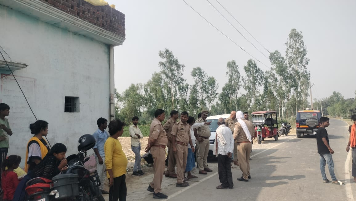 Barabanki:A religious conversion program was going on on the roof, police arrested 18 people.