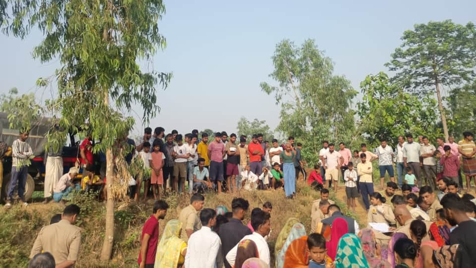 Woman murdered by slitting her throat in Bareilly see photos