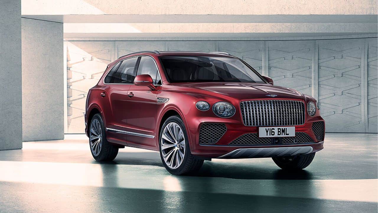 virat kohli car collection includes range rover audi and Bentley cars see the list