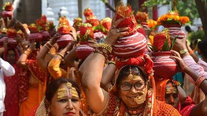Kalash Shobha Yatra in Maloya Chandigarh see photos