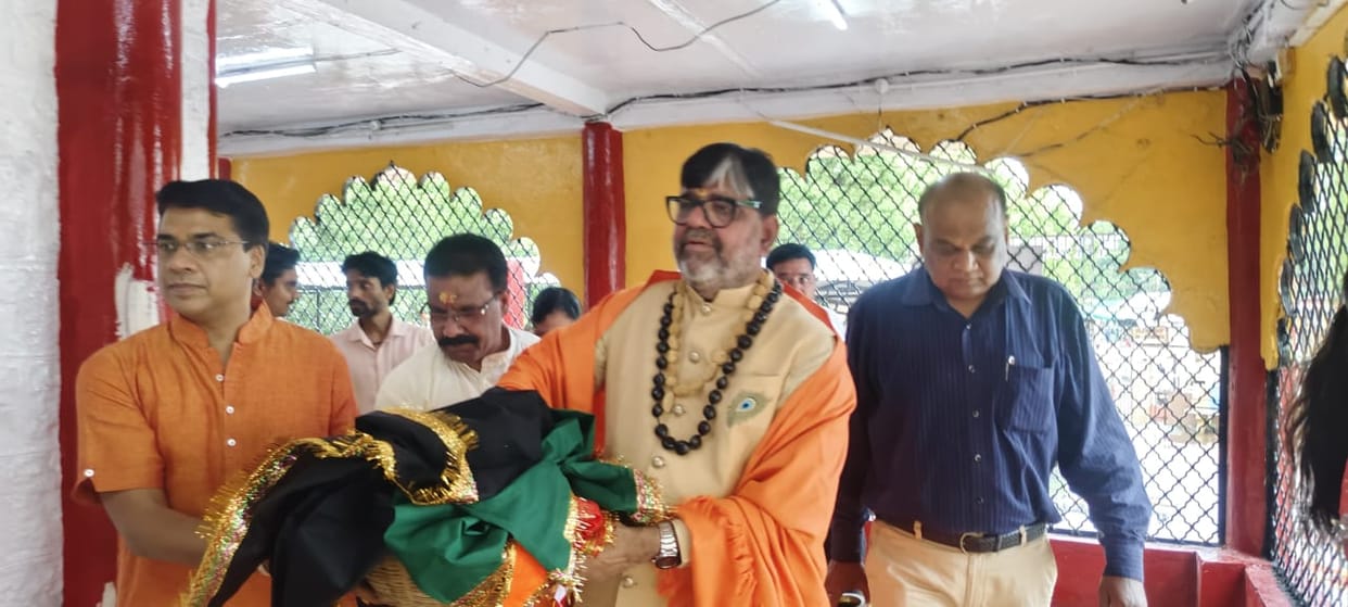 Ujjain: Spiritual initiative to balance the energy of planets with the flag, Krishna Guruji said a big thing