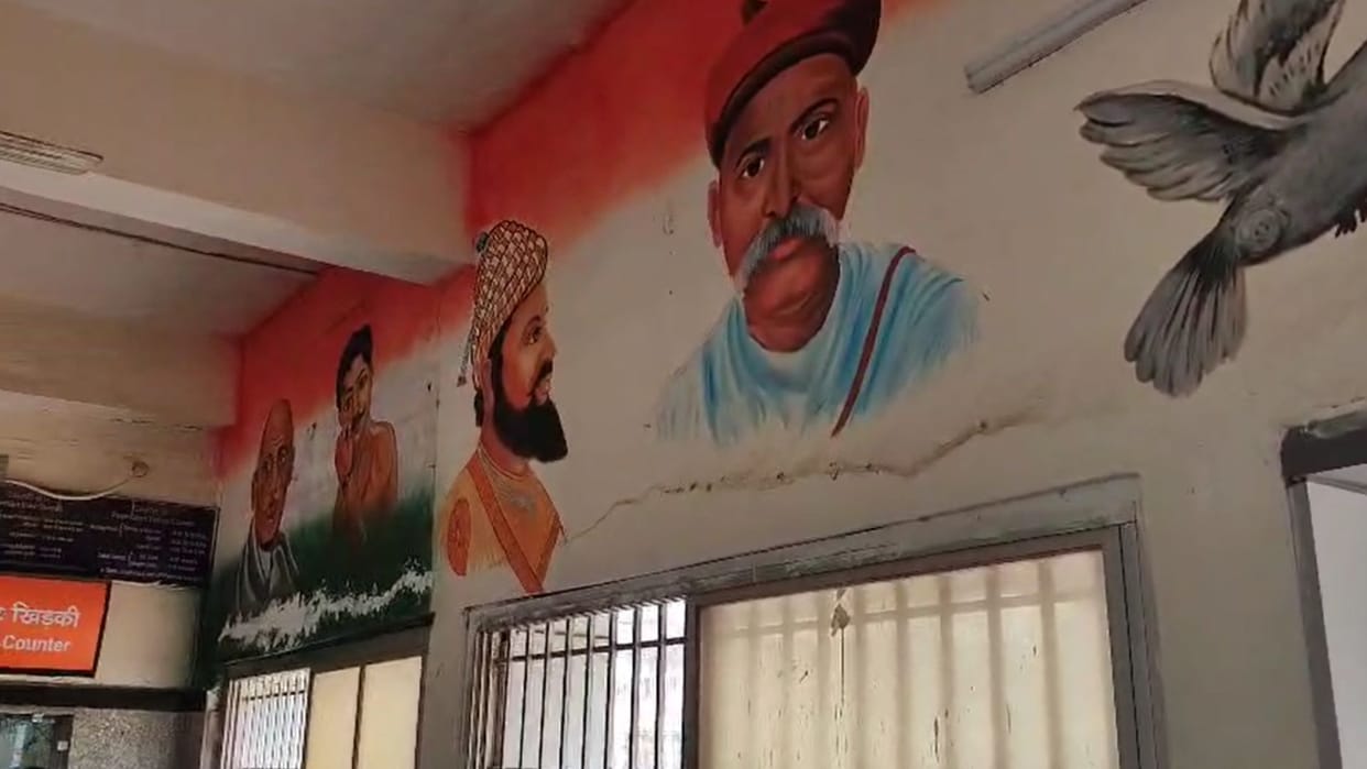 Suremanpur railway station is being decorated