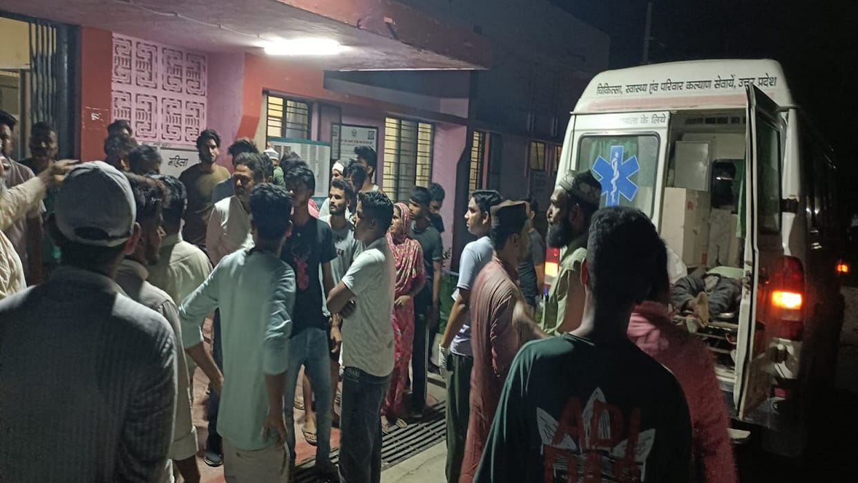 Bike rider father and daughter died in car collision woman seriously injured in Pilibhit