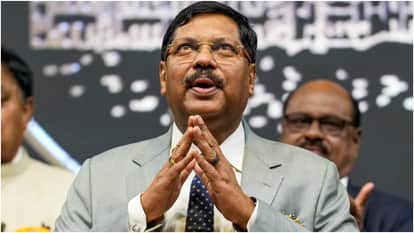 CJI Maharashtra State Guest Fadnavis Govt protocol guidelines for supreme court Chief Justice visit