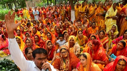 Kalash Shobha Yatra in Maloya Chandigarh see photos