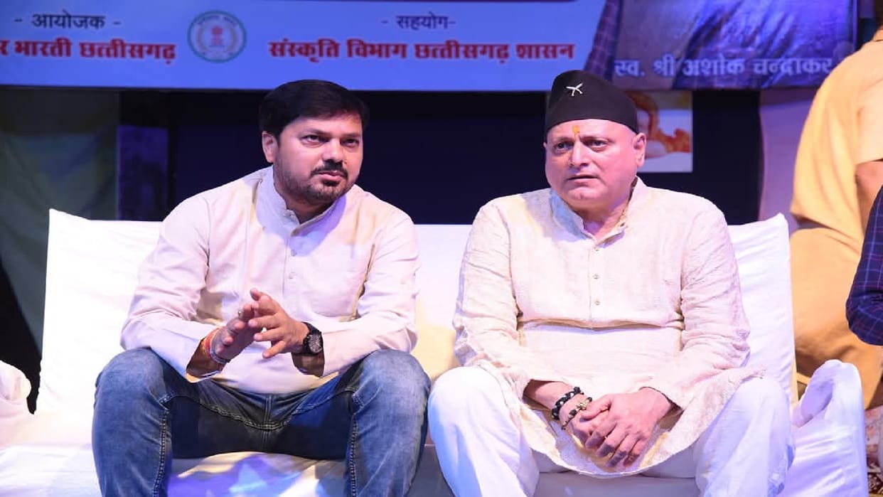 CG News: Actor Manoj Joshi participated in Rang Sanskar Mahotsav ceremony at Raipur